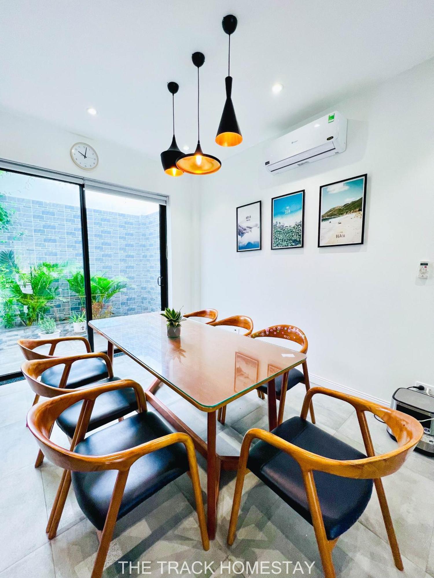 The Track Homestay - Near Bai Dai Beach Cam Lam Bagian luar foto